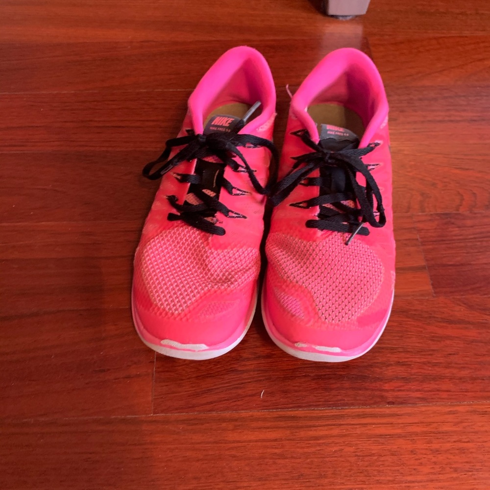 NIKE pink gym shoes